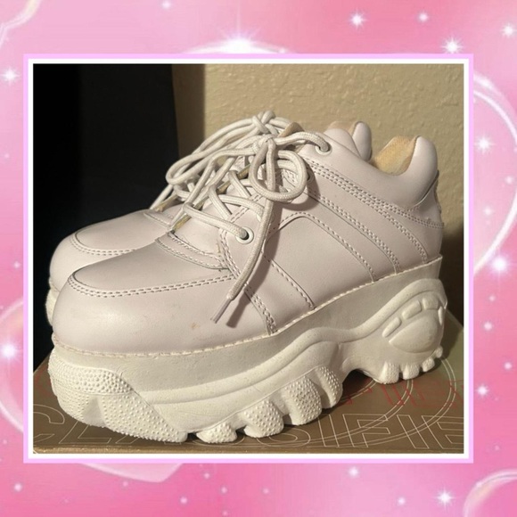 Vintage 90s Chunky Platform Sneakers - Picture 1 of 3